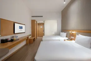 Holiday Inn Express Chengdu Huanhuaxi by IHG-Near Jinsha Site Musem,Near Wuhou Temple Museum,Welcome drinks,Free gym,Free self-service laundry - Værelse