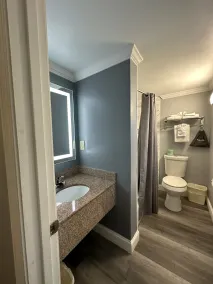 Rodeway Inn Orleans - Cape Cod - Badezimmer