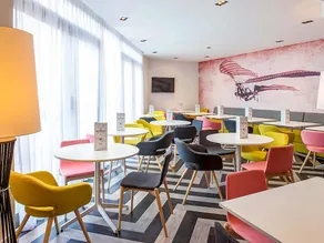 ibis Styles London Heathrow Airport - Restaurant