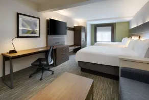 Holiday Inn Express & Suites Tilton by IHG - Chambre