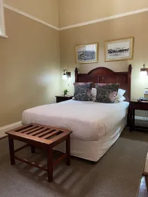 Kimberley Club Guesthouse - Room