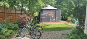 Kokomo INN Bed and Breakfast Ottawa-Gatineau's Only Tropical Riverfront B&B on the National Capital Cycling Pathway Route Verte #1 - for Adults Only - Chambre d'hôtes tropical aux berges des Outaouais BnB #17542O - View from room
