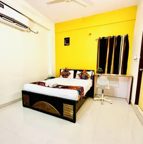 Namaha Stays - Quarto