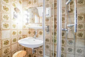 Pension Lindenkrug - Bathroom