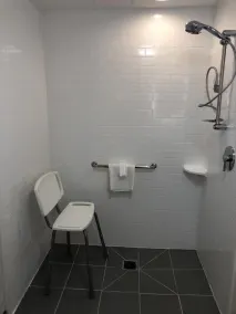 Hampton Inn & Suites Chicago/Hoffman Estates - Salle de bain