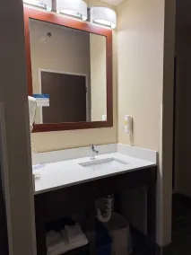Comfort Inn & Suites Wilkes Barre - Arena - Chambre