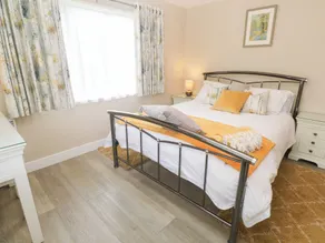 Little Roskrow - Room