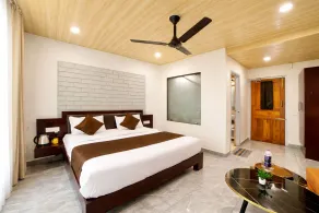 Four Farm - Best Resort In Nainital For Family - Room