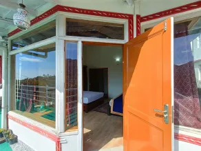 Crystal LakeView Homestay - Room