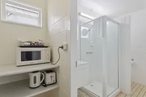 Martin Cash Motel - Baño