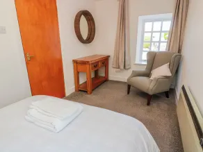 The Old Coach House - Rum