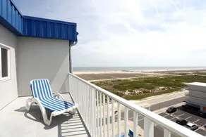 Adventurer Oceanfront Inn - View from room