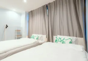 420 Hostel - Ekkamai Buds & Beds - Room