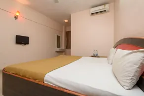 Hotel Sai Shraddha - Zimmer