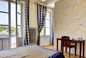 Logis Hôtel de la Tour Libourne - Quarto