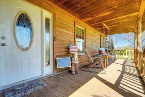 Spacious Ozarks Family Home - Private Pool & Grill - Intérieur