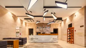 Iveria Inn Hotel - Recepción
