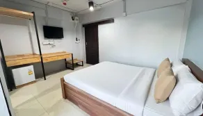 Collection O Mahidol Road - Room