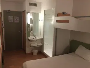 ibis budget Deauville ex Etap Hôtel - Salle de bain