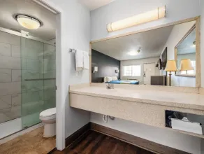 Grove City Travel Inn South Columbus - Salle de bain