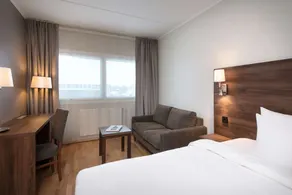 Park Inn by Radisson Oslo Airport Hotel West - Room