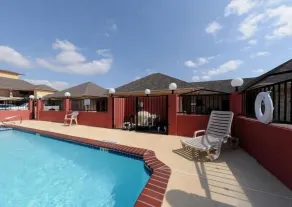 Guest Inn San Benito/Harlingen - Pool