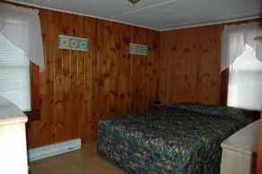 Channel Watefront Cottages - Room