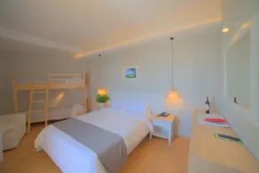 Elea Beach Hotel - Zimmer