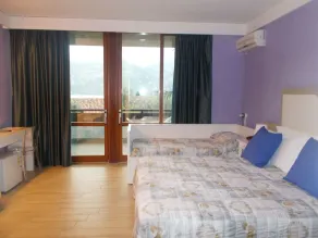 Hotel Laura Christina - Chambre