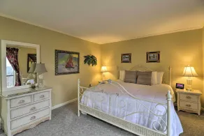 4 Mi to Lake: Unit w/ Pool Access in Fairfield Bay - Interiør