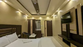 HOTEL BINAPANI Deluxe 1 - Room