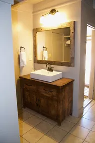 Pendaries Village Lodge - Badrum