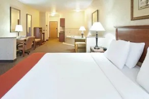 Holiday Inn Express & Suites Barstow - Route 66 by IHG - Chambre