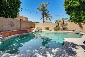 Outdoor Oasis w/ Pool! Glendale Group Escape - Innenbereich