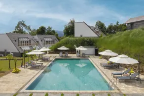 Himalayan Hideaway Resort Pokhara, The Centara Collection - Pool