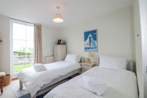3 Combehaven - Room