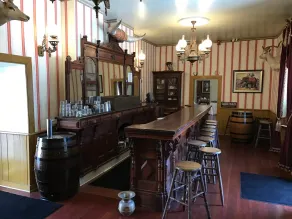 Cosmopolitan Hotel - Restaurant