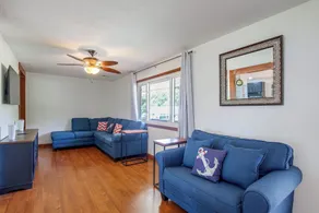 Spacious Home w/ Deck & Mississippi River Views - Interiør