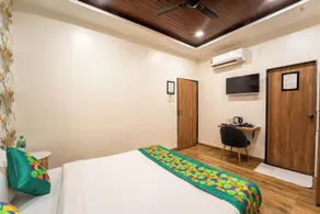 Hotel Vedic Vista - Room