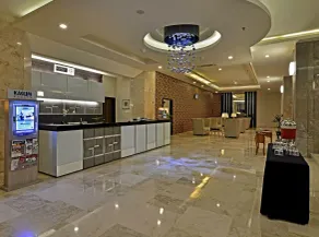 Gino Feruci Braga by KAGUM Hotels - Reception
