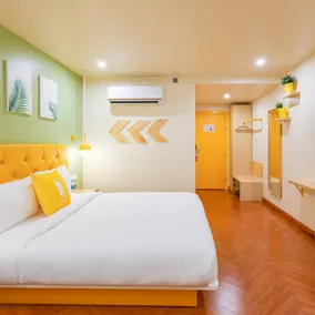 Bloom Hotel - Golf Course Road, Sector 43 - Camera
