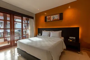 Fourteen Roses Beach Hotel - Zimmer