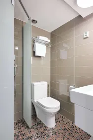 Comfort Hotel Xpress Helsinki Airport Terminal - Room