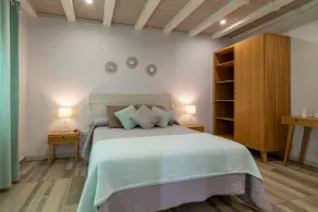 Casa con jardín, barbacoa y piscina | Vistas a la ciudad | Adaptada para el teletrabajo - Habitación