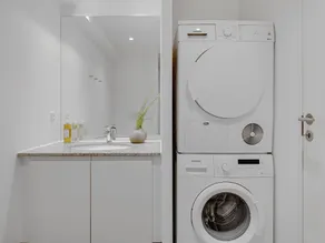 Sanders Fields - Chic 3-bdr Townhouse w Terrace - Badeværelse