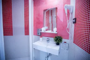 Hostal Inn Madrid - Bad