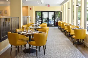 Washington Plaza Hotel - Restaurant