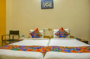 Fabhotel Hibiscus Stays - Camera