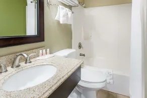 Super 8 by Wyndham Montrose - Salle de bain