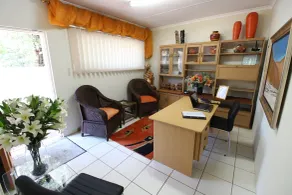 Wilger Guesthouse - Self-Catering Business Accommodation in Centurion - Reception